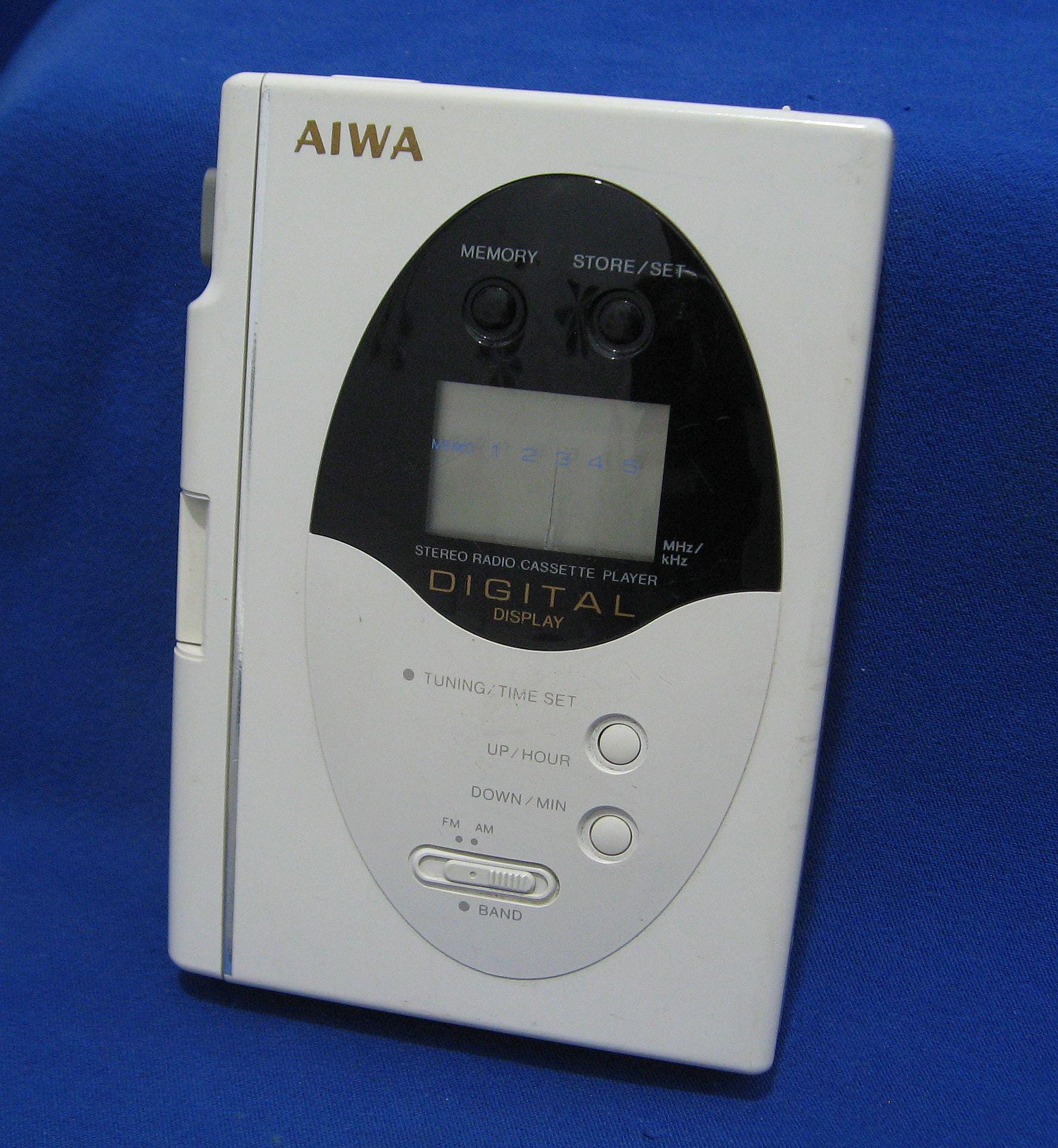 Aiwa walkman cassette player - Etsy 日本