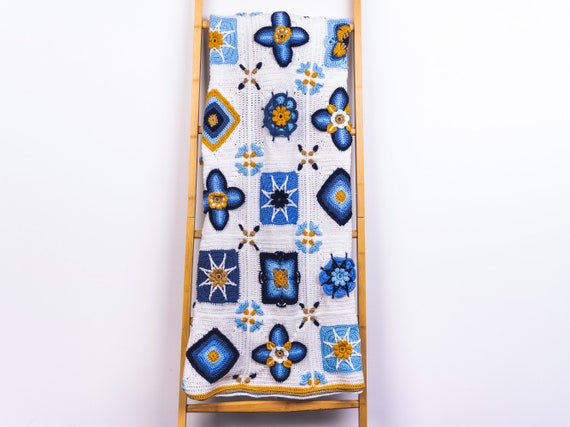 Portuguese Tiles Crochet Blanket Pattern – Throw Design (PDF Pattern)