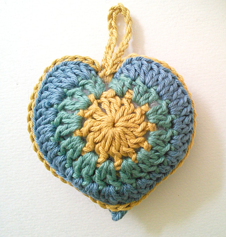 Crochet Heart Pattern Stuffed Heart PDF digital download image 3