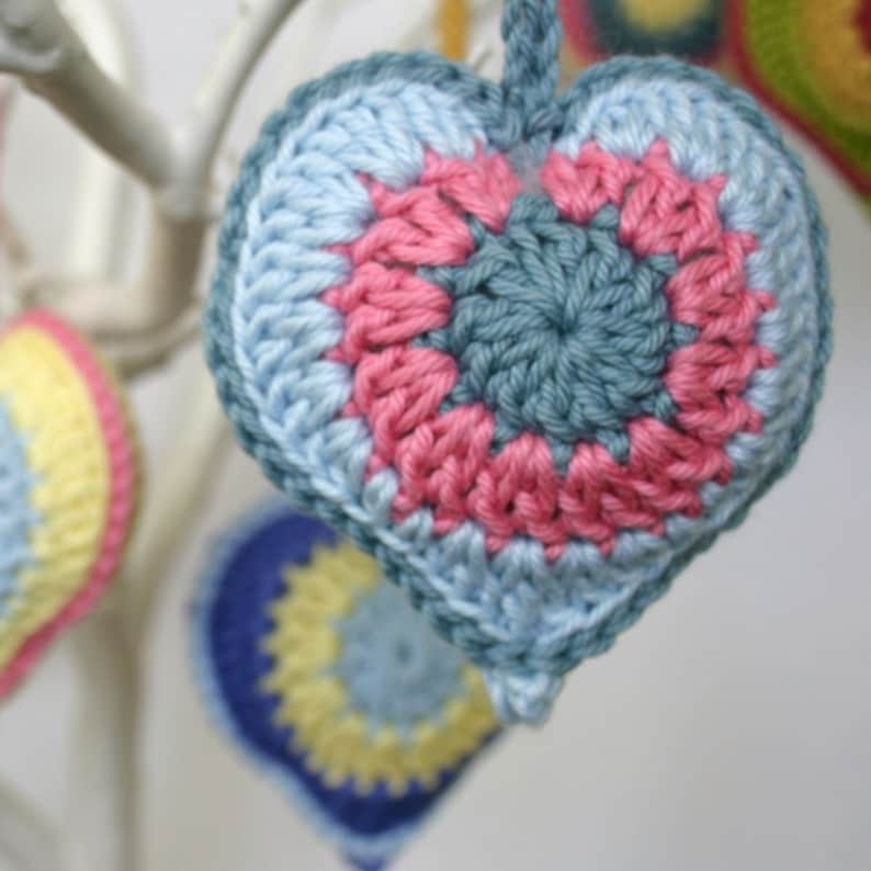 Crochet Heart Pattern Stuffed Heart PDF digital download image 4