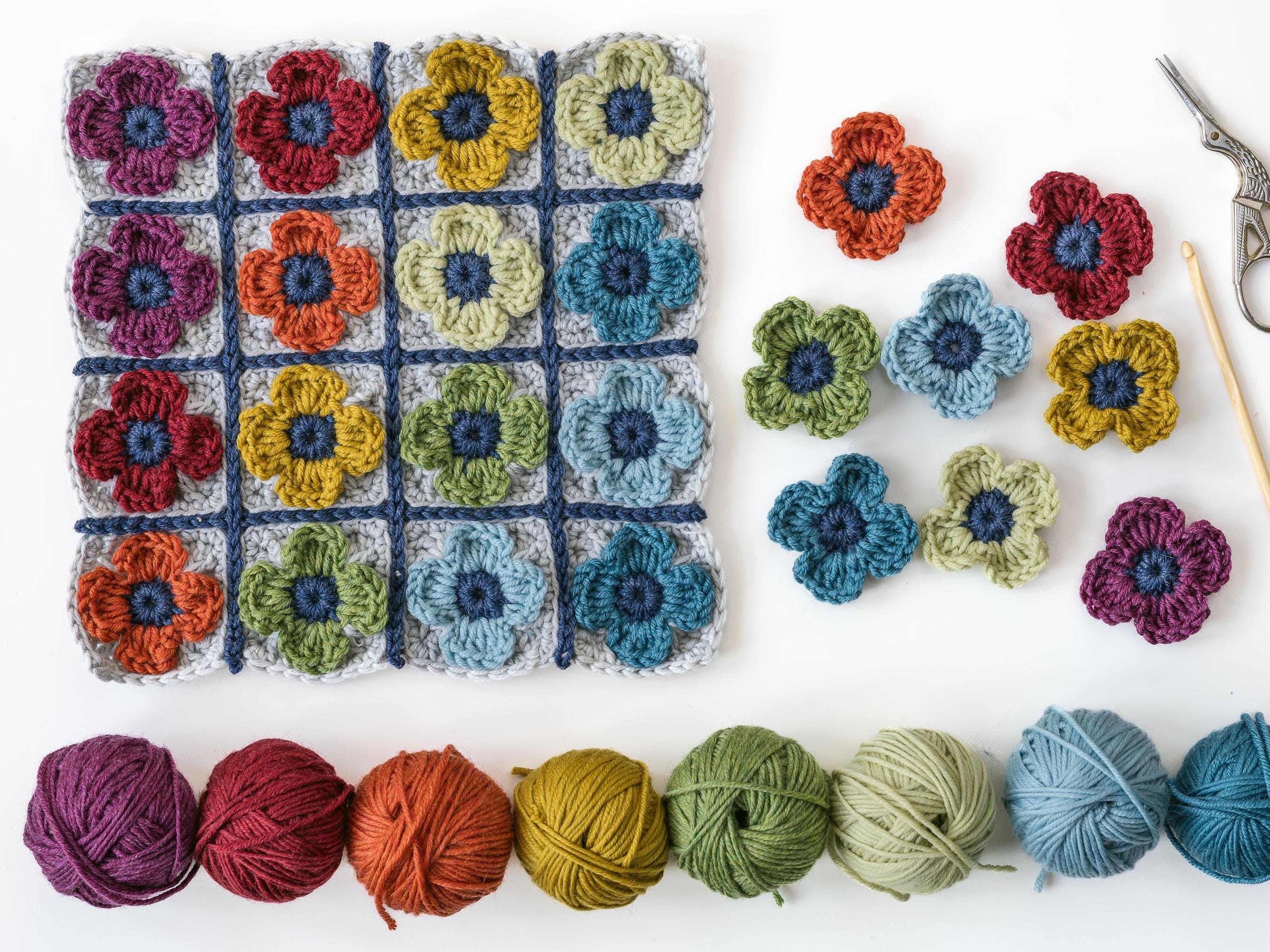 28 Crochet Temperature Blanket Patterns with Squares, Stripes, Hexagons 2 Flower Temperature Blanket Crochet