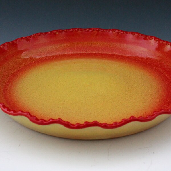 Stoneware Pie plate in yellow and orange