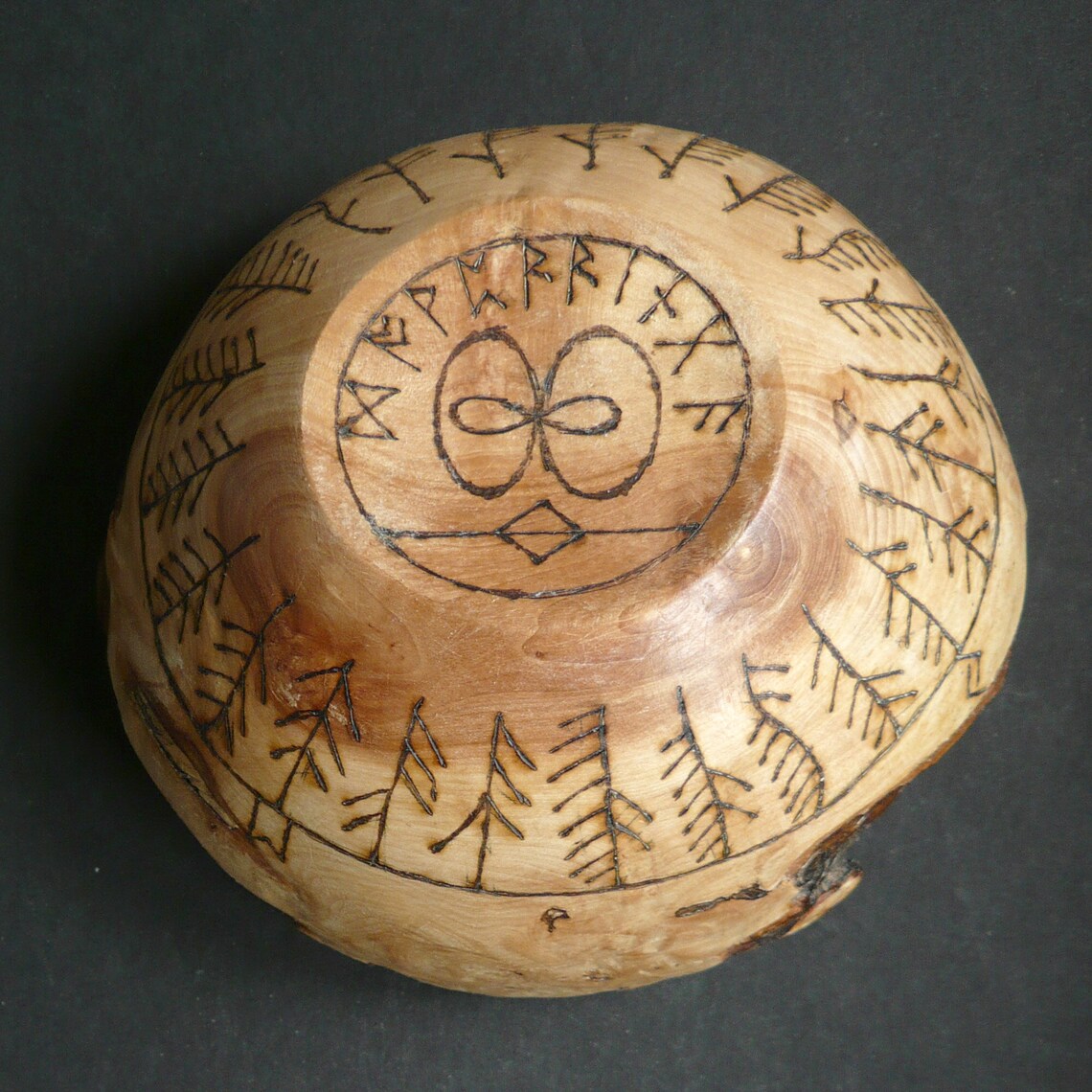 Apple Spell Bowl And Runes Divination Set Fruitful Etsy