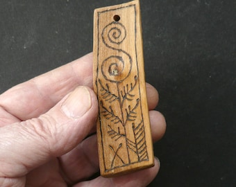 Espino blanco para la armonía y la protección. (Colgante 2)