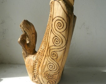 Boxwood: 'El pozo de la creación', escultura de altar.