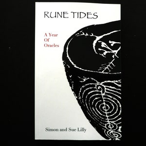 RuneTides: een jaar van orakels