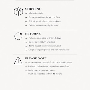 K&ouml;nnte beinhalten: Ein wei&szlig;es Informationsdokument mit dem Titel SHIPPING & RETURNS. Es enth&auml;lt drei Abschnitte mit Symbolen: eine Box f&uuml;r den Versand, einen kreisf&ouml;rmigen Pfeil f&uuml;r R&uuml;cksendungen und ein Ausrufezeichen f&uuml;r Hinweise, die die Richtlinien erl&auml;utern.