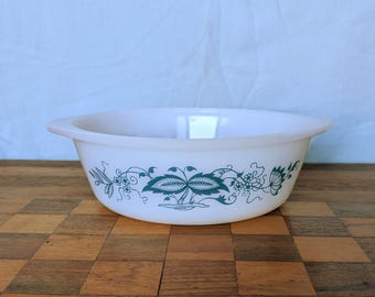 Vintage Glassbake Milk Glass Casserole Dish – Blue Wheat Pattern, USA Ovenware