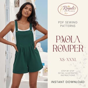 Puede incluir: Una mujer con un mono corto Paola verde oscuro. El mono tiene un peto con dos botones dorados en las correas. El texto de la imagen dice "Royals Patterns", "PDF Sewing Patterns", "Paola Romper", "XS-XXXL" y "Descarga instantánea".