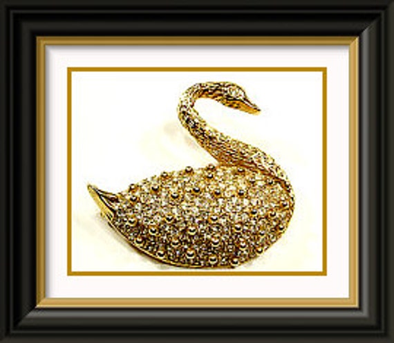 RARE Vintage 1928 Jewelry Co. Crystal Swan Brooch… - image 1