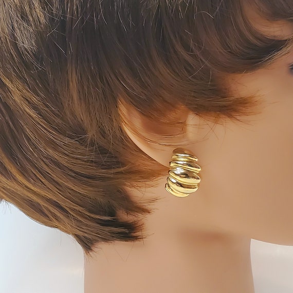 Gold Ribbed Hoop Pierced Earrings,  Gold Semicirc… - image 10