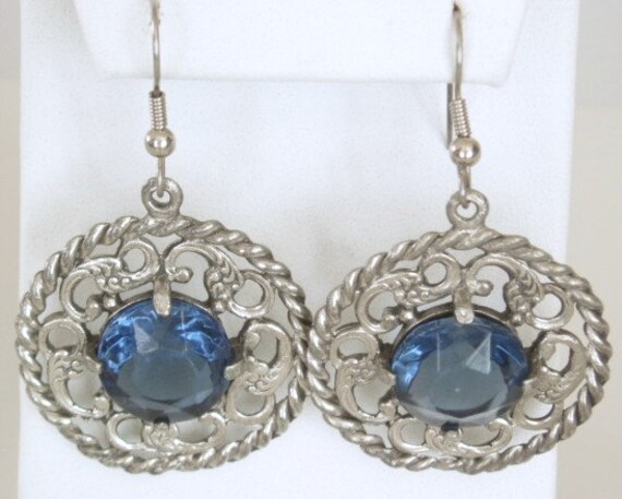 Vintage Austrian Crystal Filigree Pierced Earring… - image 2