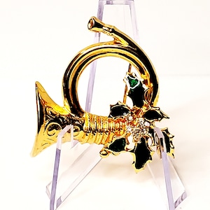 Christmas Pin Brooch, Gold French Horn Brooch, Christmas Horn Holly Crystal Pin