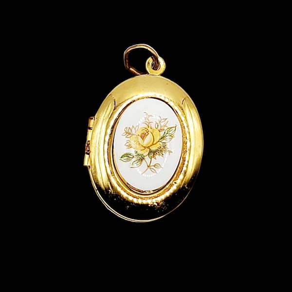 Vintage Ceramic Locket, Gold Tone Locket for Her,  Oval Flower Locket, Yellow Rose Pendant Locket