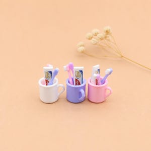 Miniature Bathroom Accessories Set, Dollhouse Toothbrush Toothpaste Cup, Tiny Washroom Decor