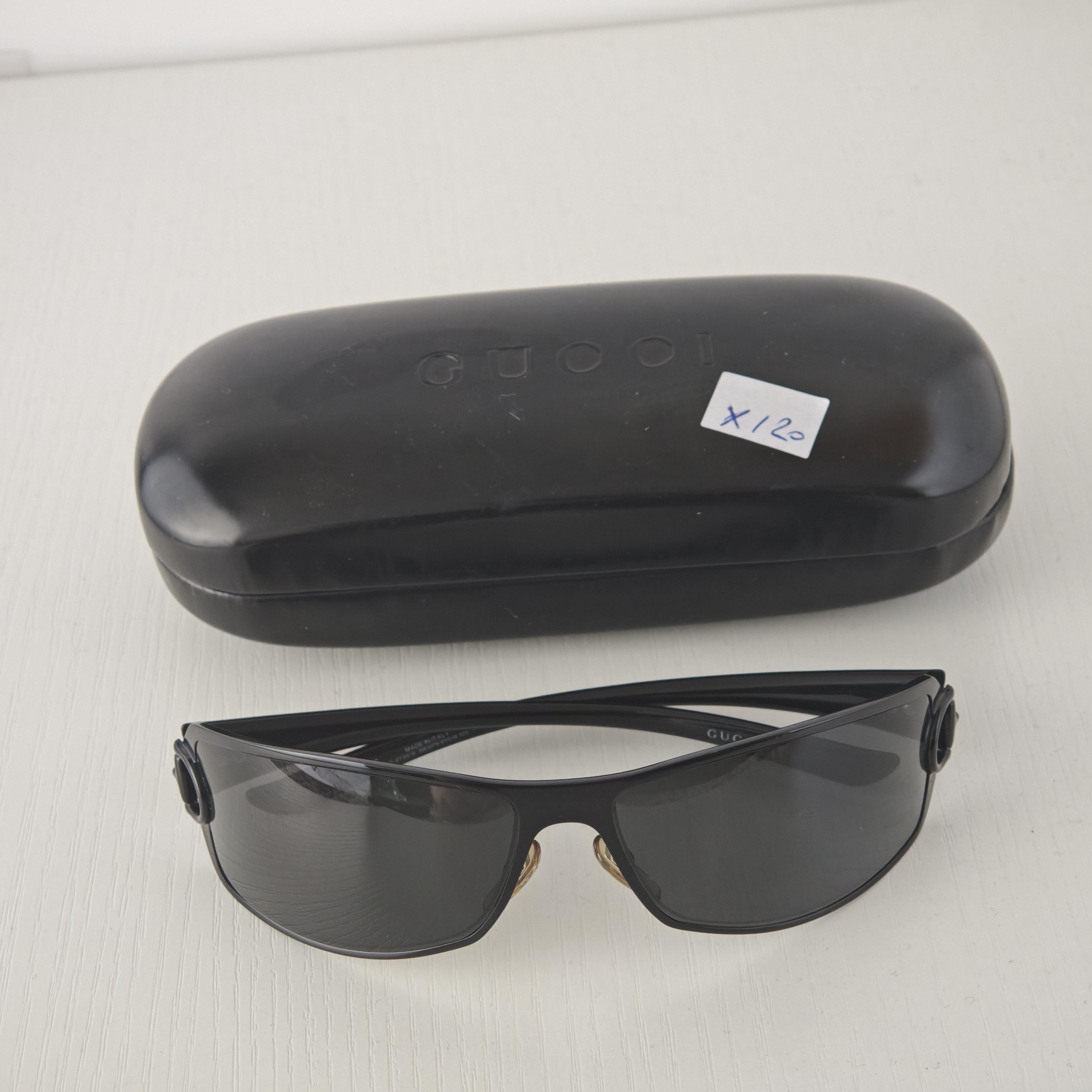 Gucci GG 2739/S Black Wrap Sunglasses Made in Italy. Designer