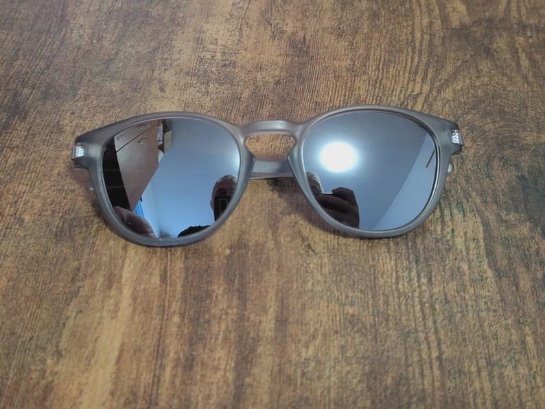 Oakley Latch OO9265 lightweight acetate oval sunglasses made in USA 53/21 #105 image 5