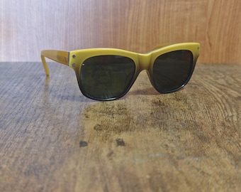 Vintage OLIVER GOLDSMITH BUDE Dark Tortoiseshell Sunglasses 90s