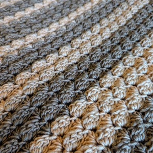 Woodland Crochet Blanket Pattern | Easy One-Row Repeat Design