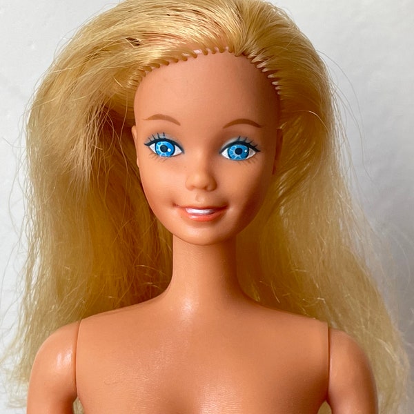 Mattel Early Superstar Barbie | Taiwan Superstar Barbie | Blonde Blue Eyed Vintage Barbie | Classic 80s Superstar Barbie | Vintage 80s Dolls