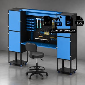 以下が含まれることがあります： 工具用ペグボード、サイドキャビネット、中央の作業台を備えた黒と青のワークベンチ。足置き付きの黒い回転椅子が手前に配置されています。PDF、DXF、ZIP、SVGファイルのアイコンが含まれています。