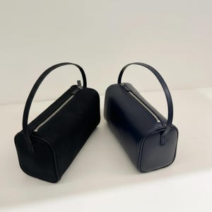 Lammskinnsväska med topphandtag, liten lädertote i 90-talsstil, vintage minimalistisk handväska, mjuk läderväska för kvinnor