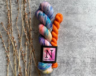 Sweet & Sour Papaya | SW Merino Nylon | Sock Set | Knitting | Sock Knitting | Speckled | Fingering | Sock Yarn |