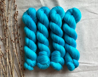 Sea Breeze | SW Merino Nylon | 50g Skein | SW Merino Nylon | Fingering Weight Yarn | Indy Dyed | Hand Dyed Yarn | Sock Knitting