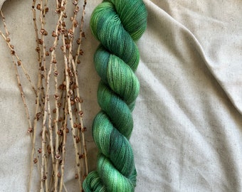 Shades of Green | Baby Alpaca Silk Cashmere  | Untreated Yarn | Undyed | Non Superwash Yarn | Lace Weight Yarn | Tonal