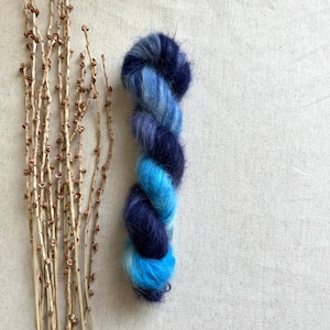 Ice Lake | Baby Suri Alpaca Silk Yarn | Fuzzy Yarn | Soft Squishy Yarn | Knitting Yarn | Crochet Yarn | Lace Weight Yarn