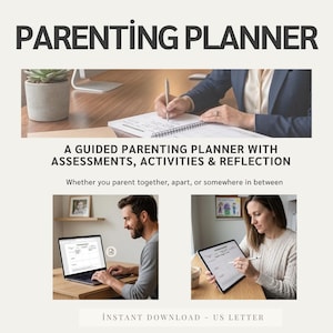 Könnte beinhalten: Rustikales Holzschild mit dem Text "Welcome to our home" in weißer Schrift. Das Schild hat eine Used-Optik und ein schlichtes, einladendes Design, perfekt für eine Veranda oder einen Eingangsbereich.