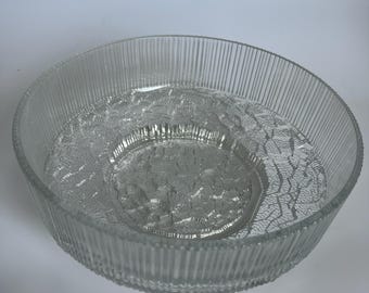Vintage Ravenhead Topaz Glass Salad Bowl, Designed by John Clappison, 1970s Retro Ice Glass Serving Bowl, Mid Century Brutalist Tableware