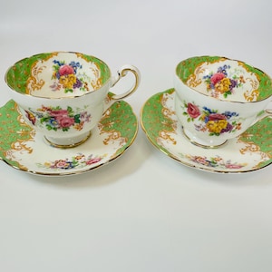Vintage Paragon Rockingham gröna Demitassekoppar fat, Bird of Paradise fint porslin duo