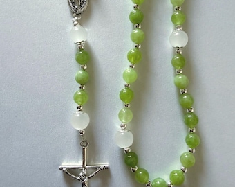Rosario de piedras preciosas verdes y plateadas - Cuentas de oración católicas, regalo católico