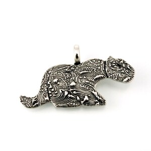 Fine Silver Mountain Lion or Cougar Cat Pendant 929