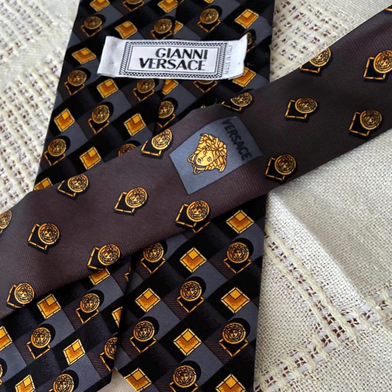 1990s Baroque Gianni Versace Luxury Silk Tie - Black Gold Medusa Pattern - RARE Vintage from Private Collection | near mint image 2