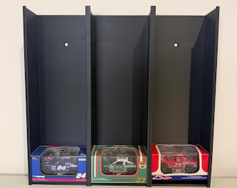 1/64 Revell Nascar Box Wall Mount Display 18 Car