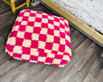 Ręcznie robiony puf z wełny marokańskiej, puf berberyjski, wystrój boho