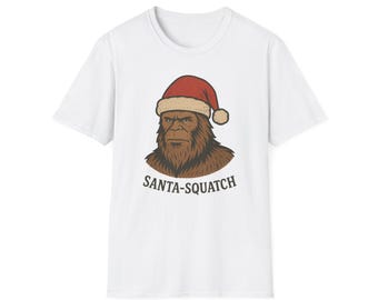 Santa-Squatch illustration T-Shirt | Sasquatch Santa Christmas