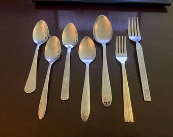 Vintage Mixed Flatware Lot – 7 Pieces – Art Deco, Aztec, Bamboo & Airline Patterns