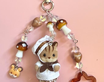Ręcznie robiony brelok z kaliko-stworzeniami - Baby Chipmunk Baker