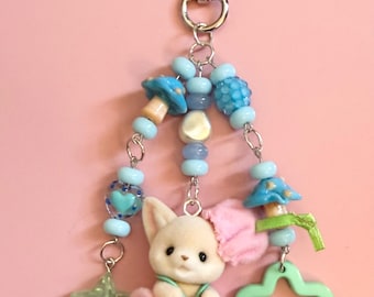 Ręcznie robiony brelok z kalikońskim zwierzątkiem - Baby Cherry Fenic Fox