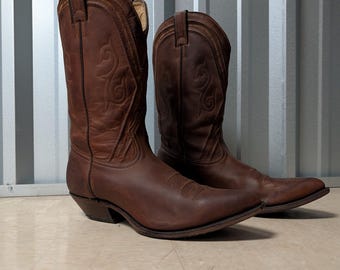 Vintage Boulet Women's Brown Leather Cowboy Boots - Size 10 US - Made in Canada - Western Stitched Shaft - Excellent Pre-owned Condition
