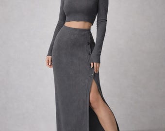 Gerippter Maxi-SKIRT, Strickmuster, hohe Taille, PDF, Side Button Slit Design