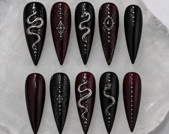 Snake Press On Nails, Gothic Vampire Stiletto, Black Burgundy Snakeskin Fake Nails, Silver 3D Serpent Charms, Witchy Dark Goth Gift