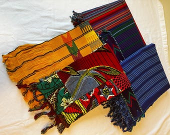 Vintage Textile Lot 10Pc Table Linens placemats Runner Tablecloth Scarves Fabric Bundle