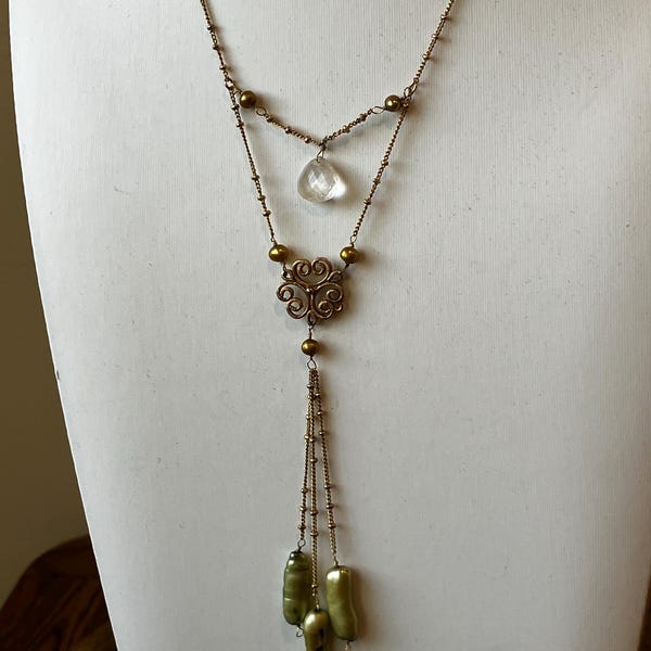 Collar con borla en tono dorado de Vintage Express, colgante de perlas Baoque verdes, estilo boho Y2K, cadena superpuesta