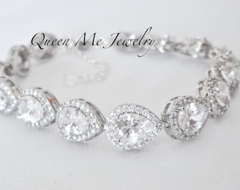 Teardrop Halo Cz Wedding Bracelet for a Bride Mother of the Bride Bridesmaids Tennis Bracelet Bridal Wedding Jewelry Gift for Her