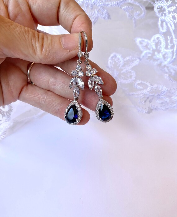 1.75” Long Teal Blue Austrian Crystal Pageant Wedding Bridal Chandelier Earrings 1.75” Long Teal Blue Austrian Crystal Pageant Wedding Bridal Chandelier Earrings