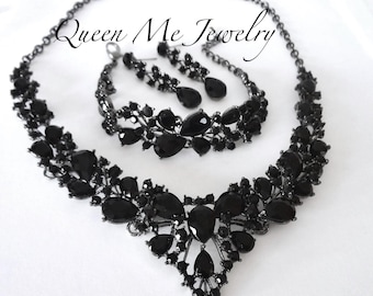 Black Crystal Statement Jewelry Set For a Wedding Bride Prom Chandelier Teardrop Earrings Necklace Bracelet Black Victorian Gothic Bridal